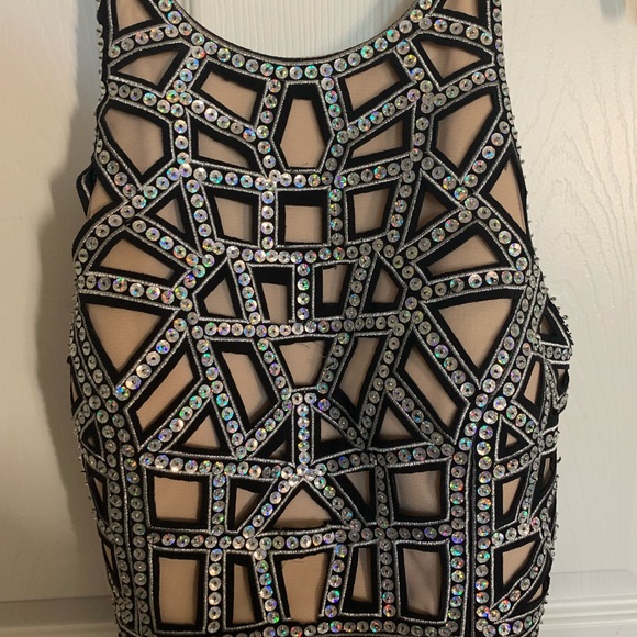 Girls dress Black w/tule - Picture 2 of 4